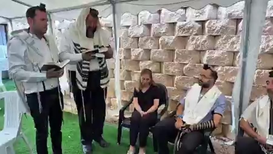 Naming of Tze'ela Gez's son