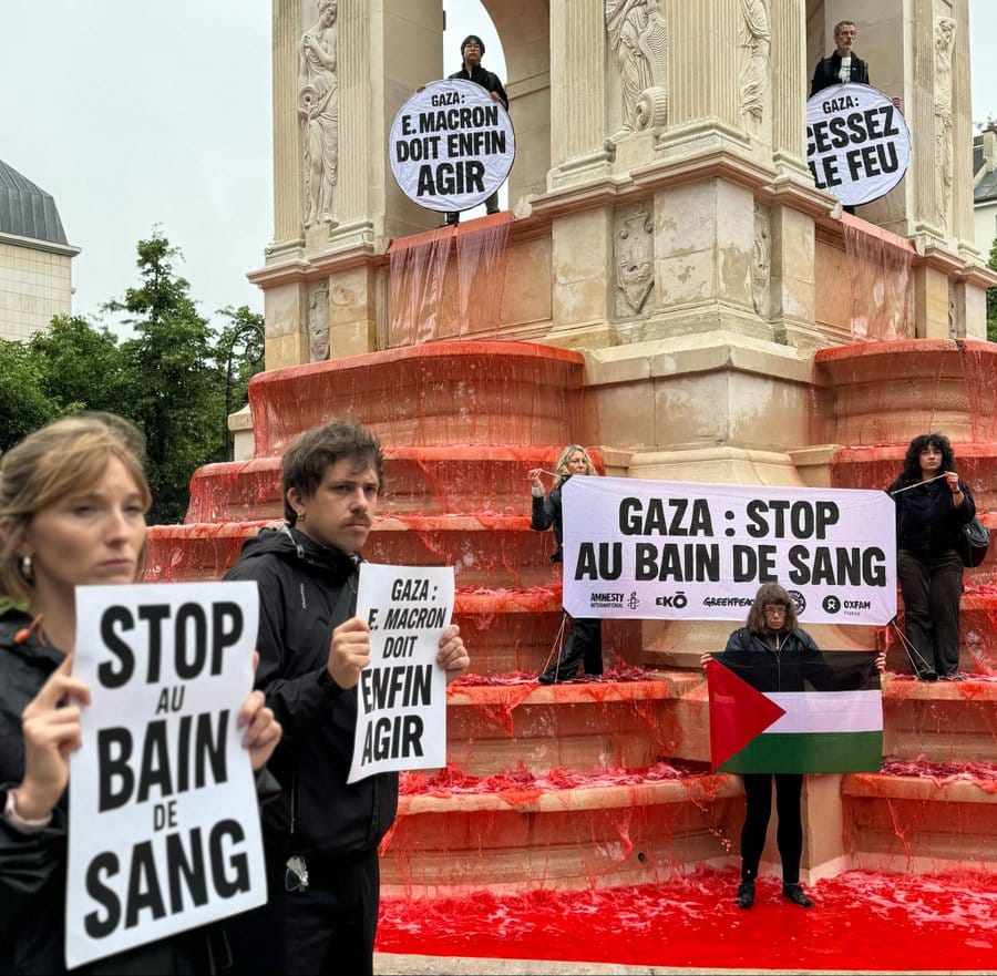 Pro-Palestinian activists paint Paris fountain red for Gaza