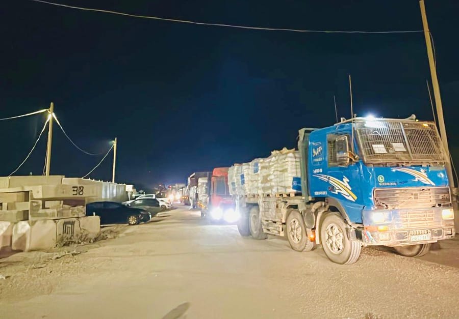 Israel Permits 56 WFP Aid Trucks into Northern Gaza via Zikim Crossing