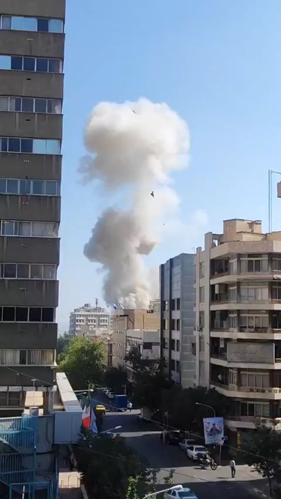 Teheran burning after IDF attack