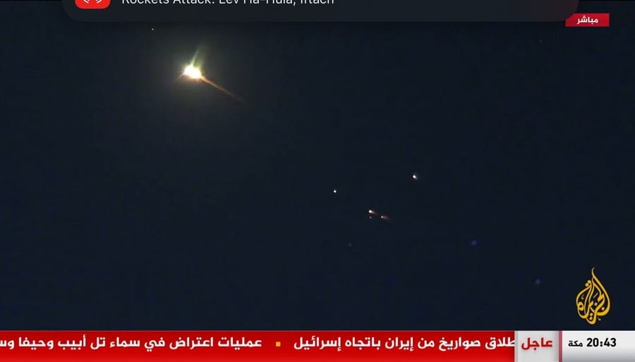 Missiles and Interceptors Visible Over Tel Aviv as Massive Barrage Unfolds