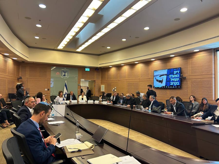 Knesset Begins Expulsion Proceedings Against MK Ayman Odeh