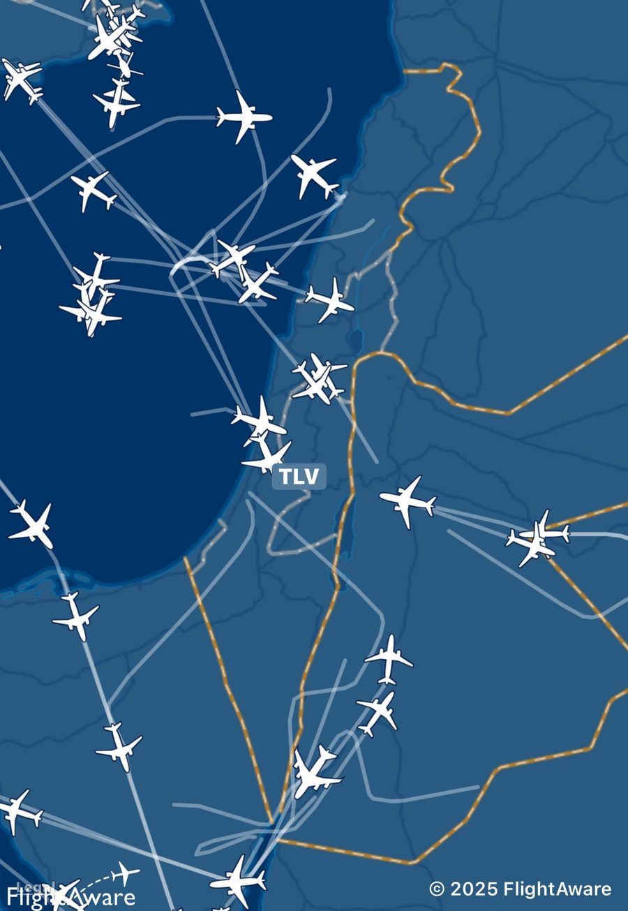 Israeli Airspace Officially Reopens To Civilian Aircraft After Ceasefire