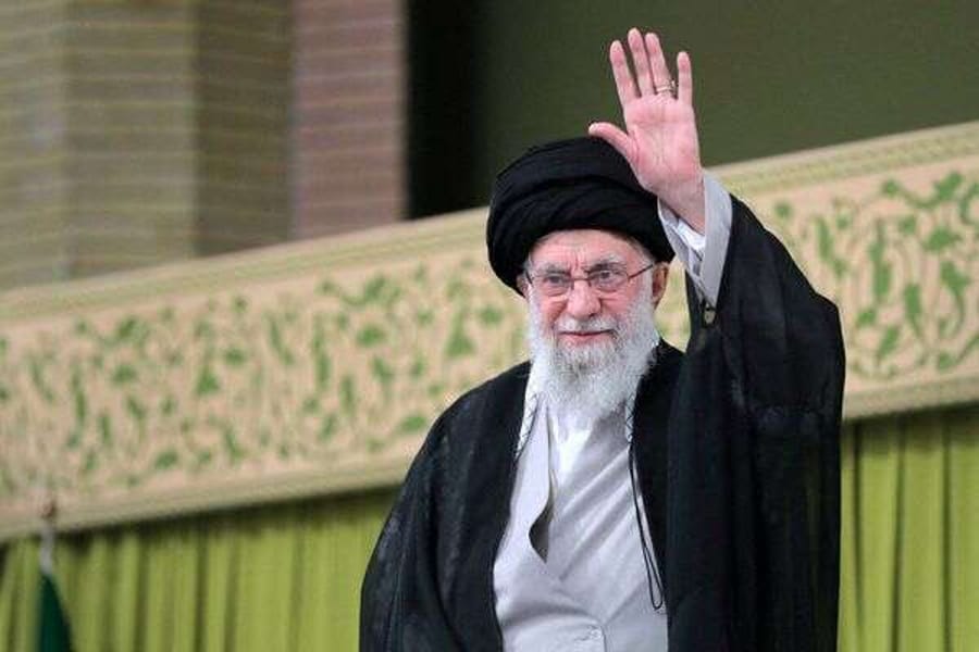 Iranian report: A close associate of Khamenei says, “Pray for his well-being.”