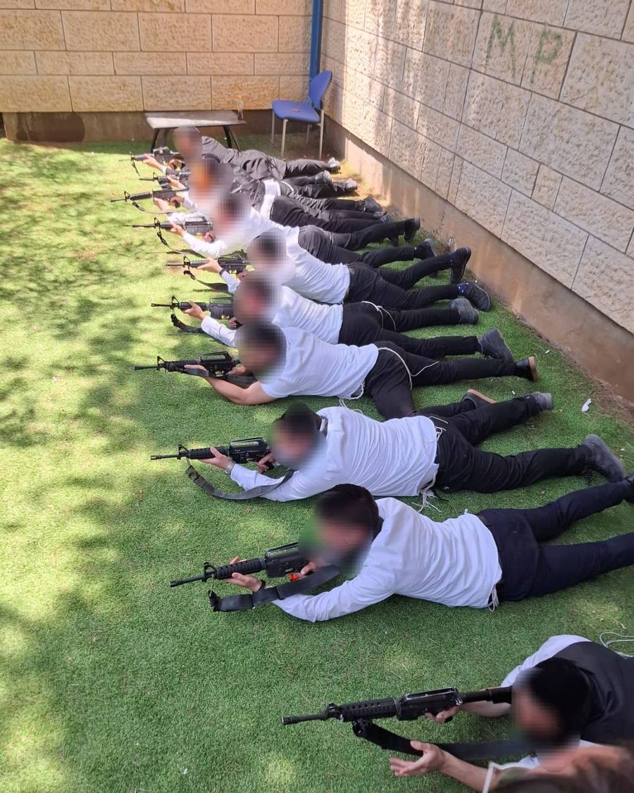 Haredi Recruits Begin Training in IDF Tech Unit