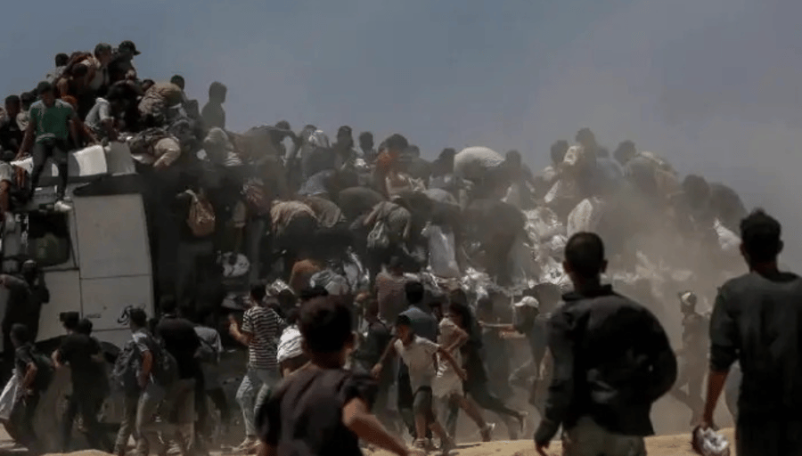 Humanitarian Aid and Trucks Looted After Entering from Egypt