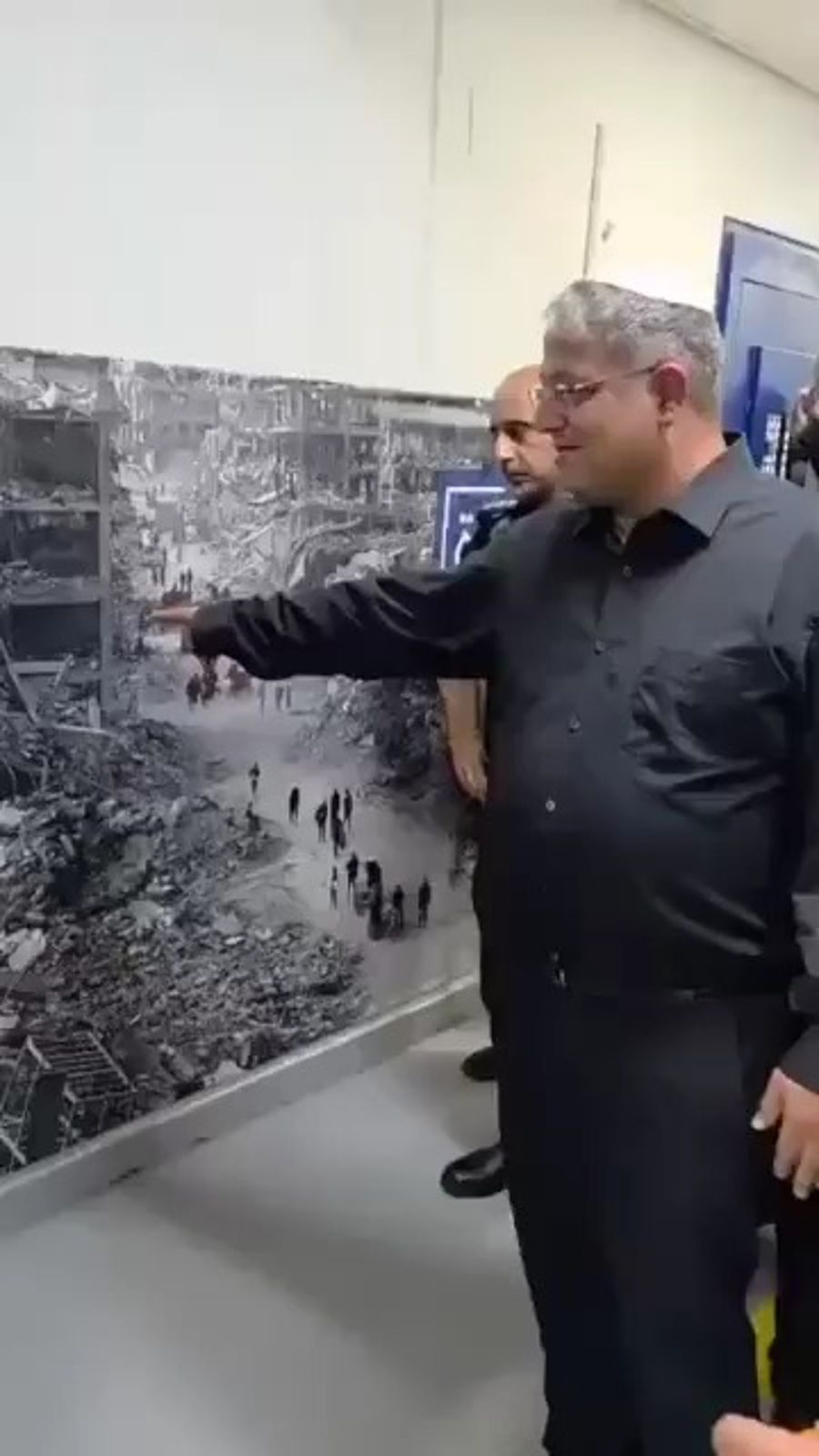 Ben Gvir visiting the prison