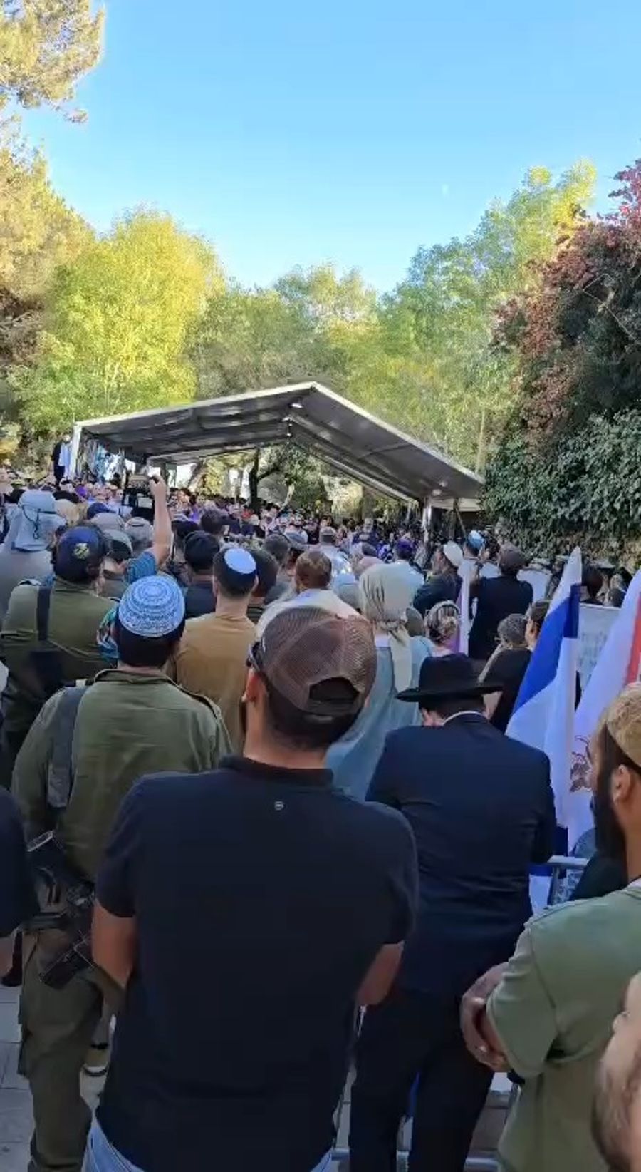 Efi Feldbaum's Funeral