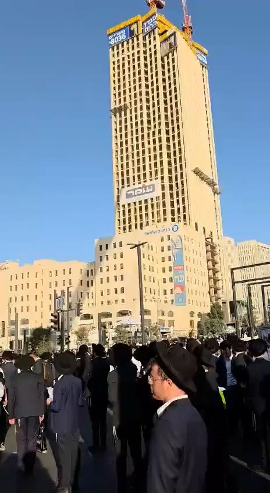 Marom Tower, minutes before the tragedy