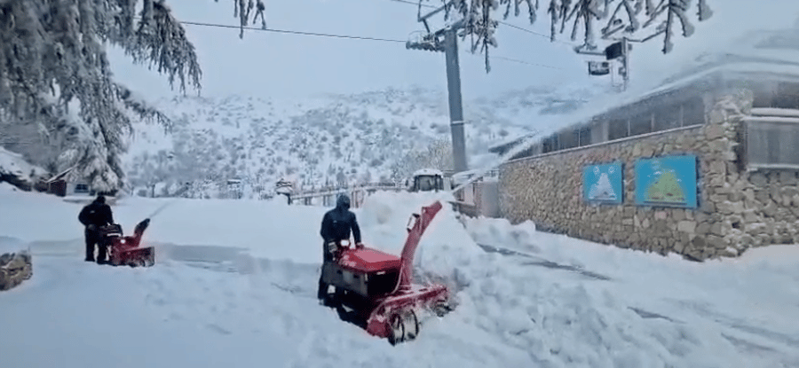 Mount Hermon Records 70cm of Snow at Upper Level 