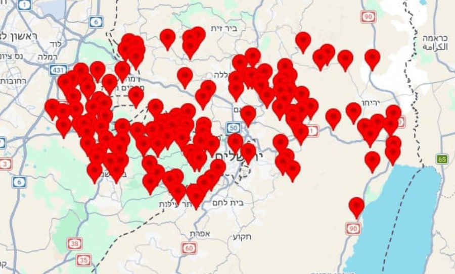 Sirens sound in Central Israel