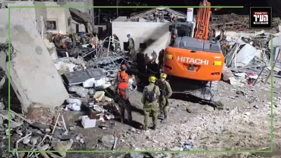 Scene of missile attack site in Beit Shemesh