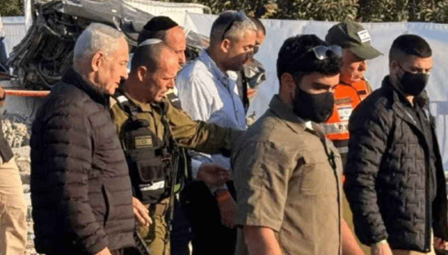 Netanayhu visits site of Beit Shemesh Disaster