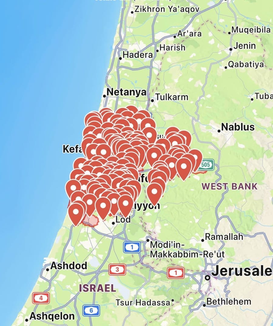 Sirens sound in Central Israel