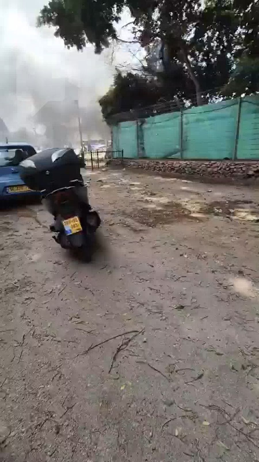 Fires in tel Aviv after Iranian missile hit