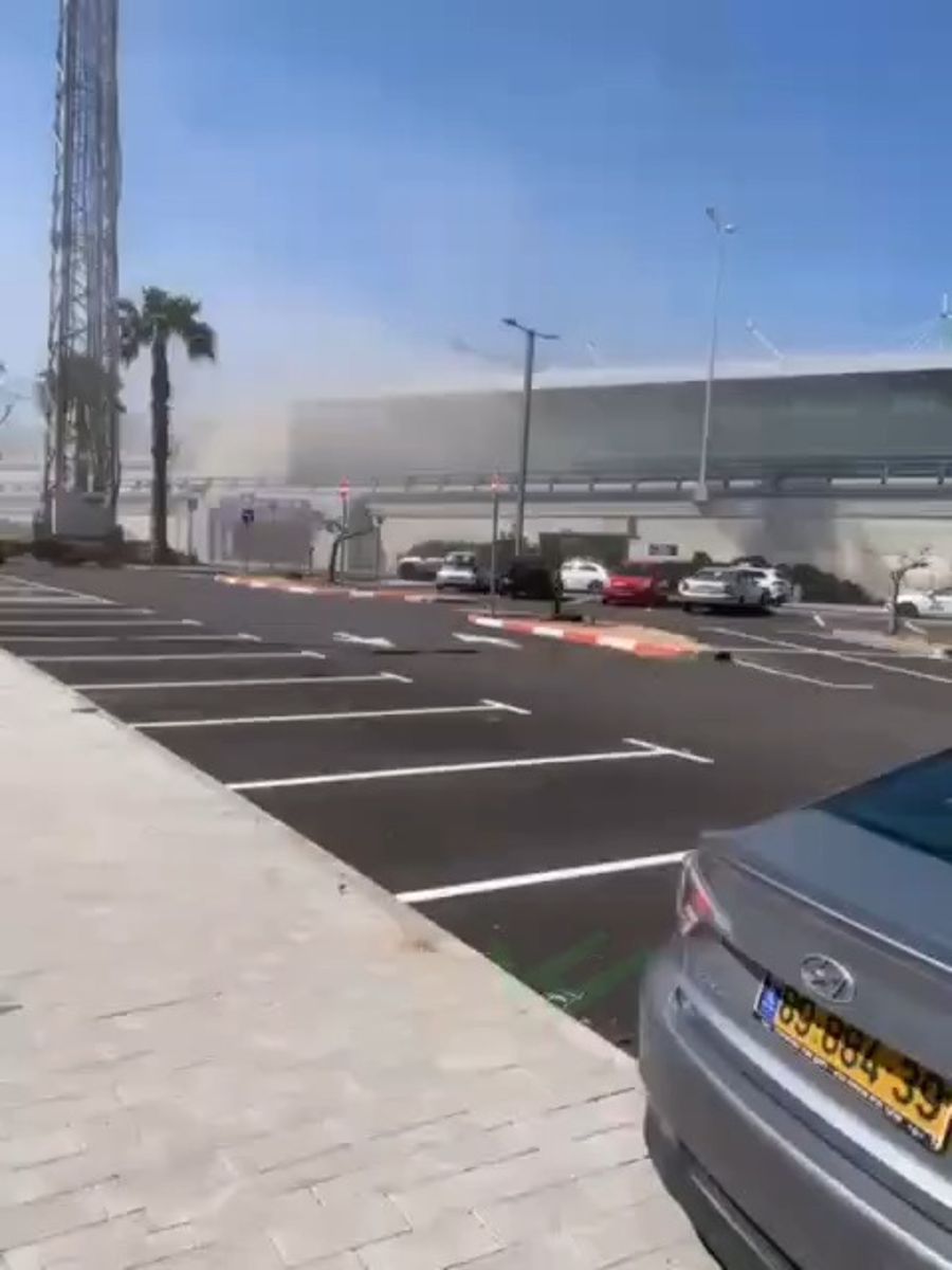 Iranian missile damages Holon bus station