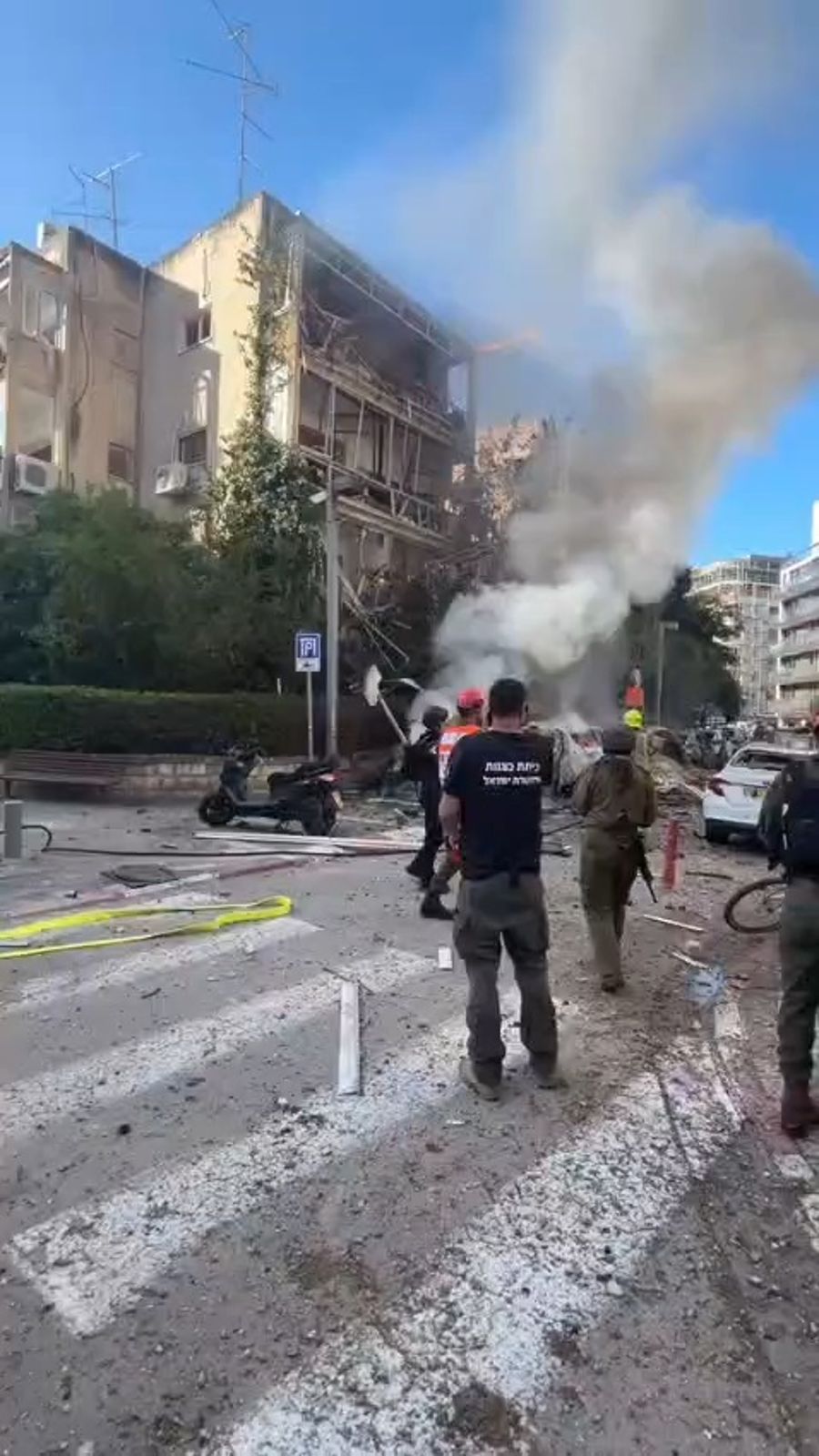 Ballistic missile hits Tel Aviv building, March 24, 2026