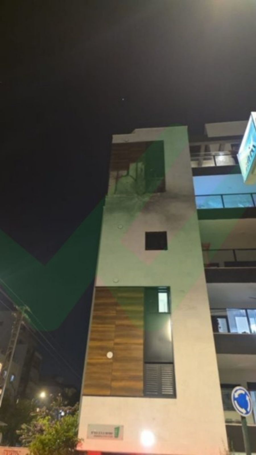 Impacts reported in Bnei Brak and Petah Tikva, no casualties