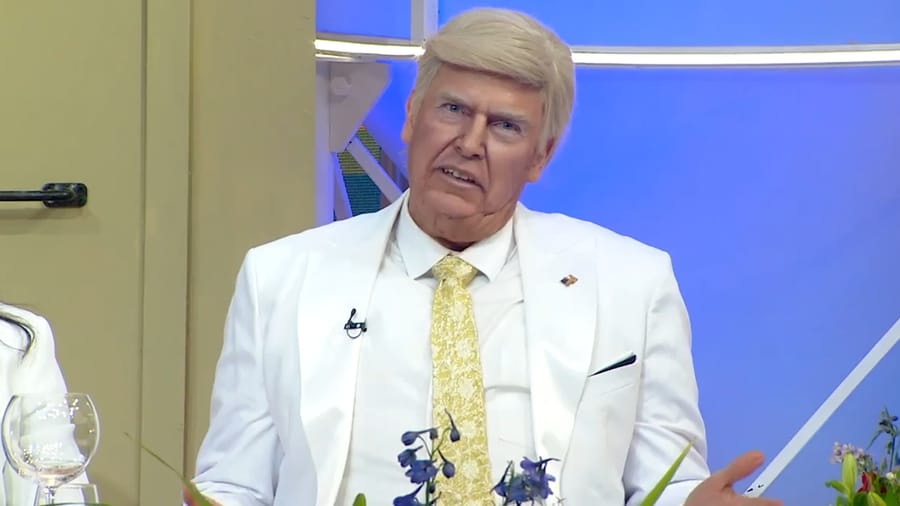 Trumps lookalike at "Eretz Nehederet" special passover episode
