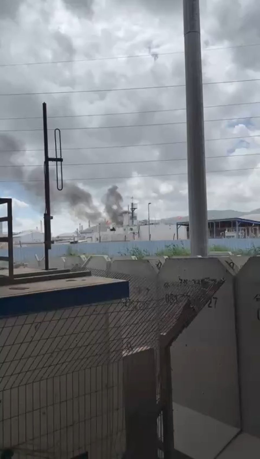 Iran strikes Bazan oil refinery