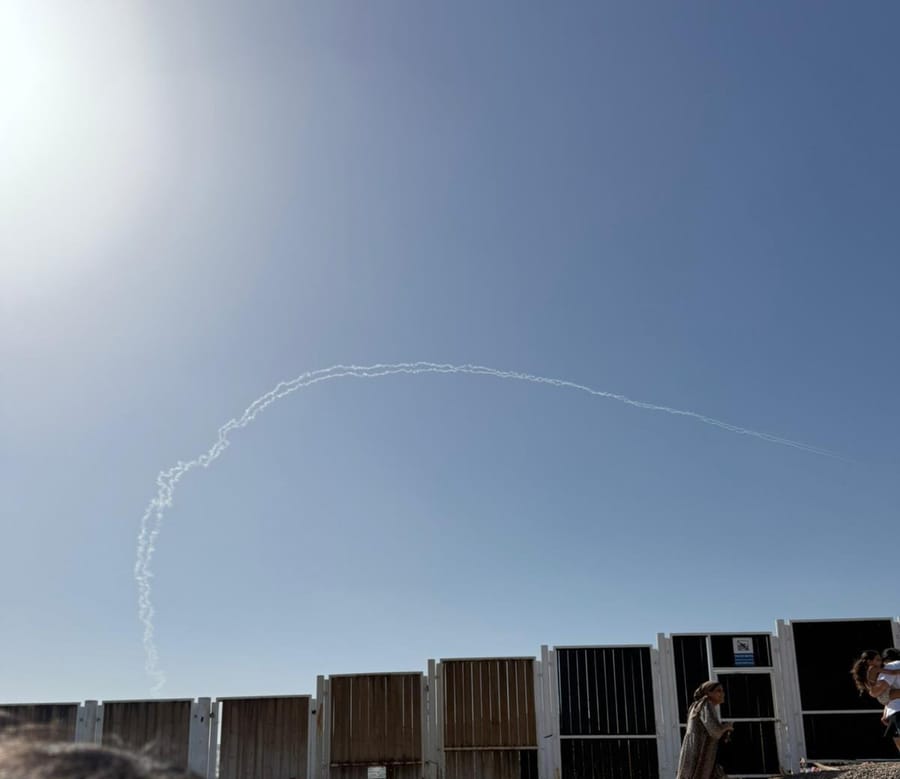 Massive explosions in Center and Sharon as IAF attempts to shoot down cluster missile