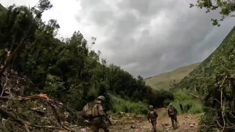 IDF special units cross LItani River