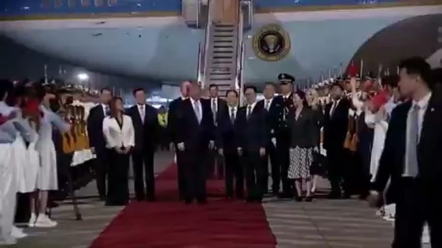 Trump arrives in China