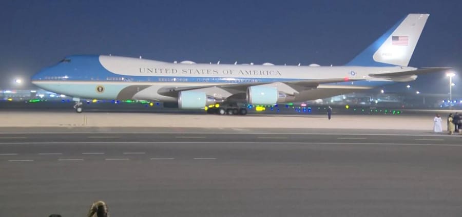 Trump and US delegation land in China