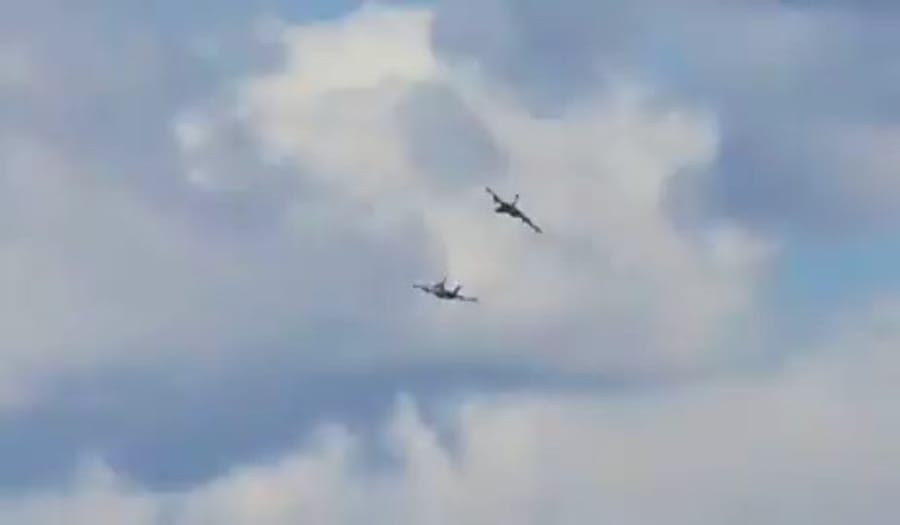 Shocking footage of the Plane collision