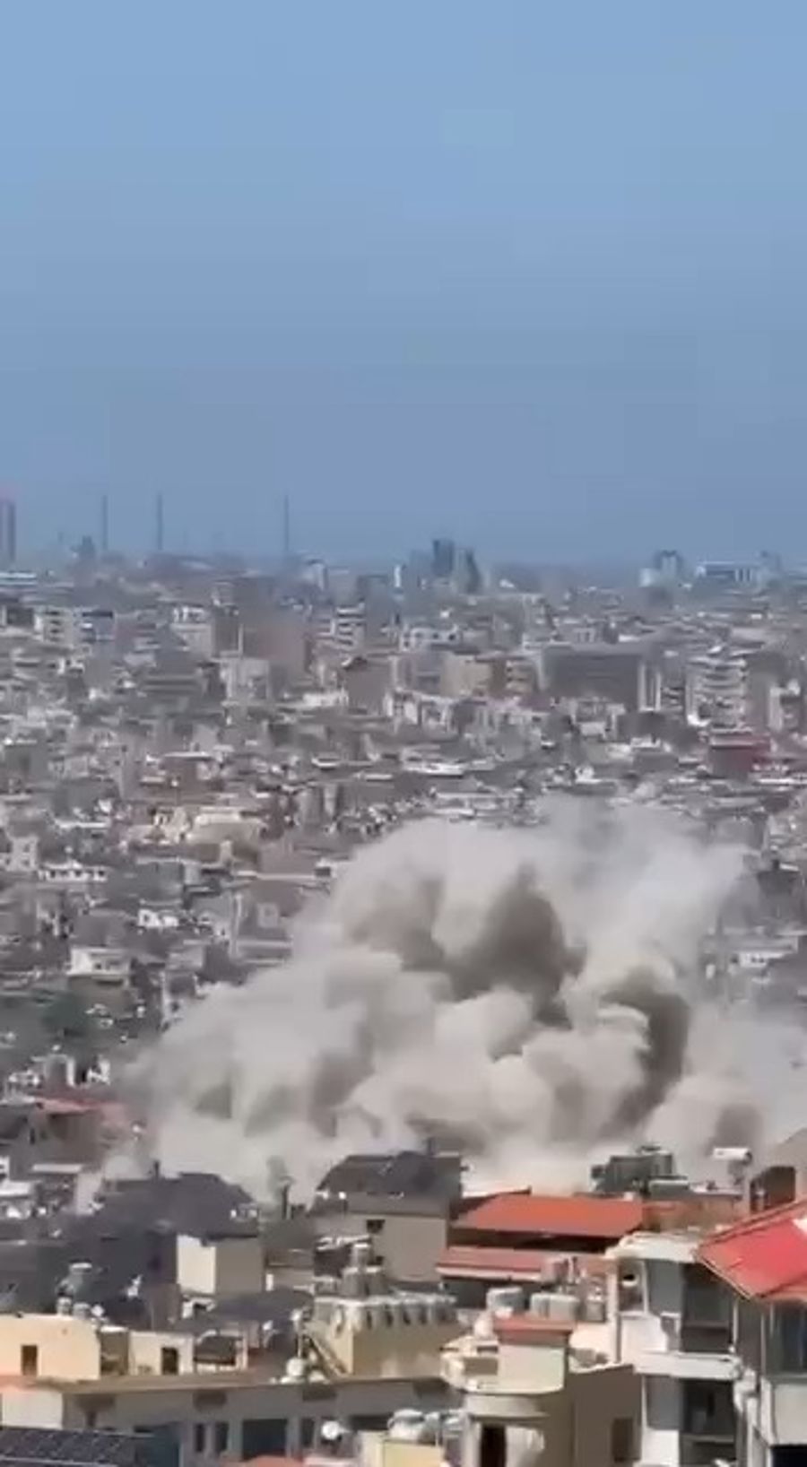 IDF attempts to eliminate Hezbollah commander in Beirut