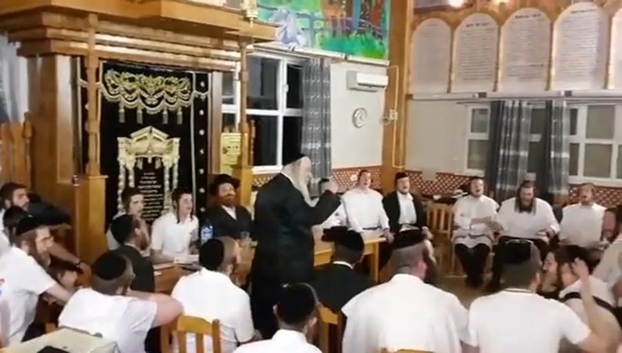 Singing 'Hashiveinu'