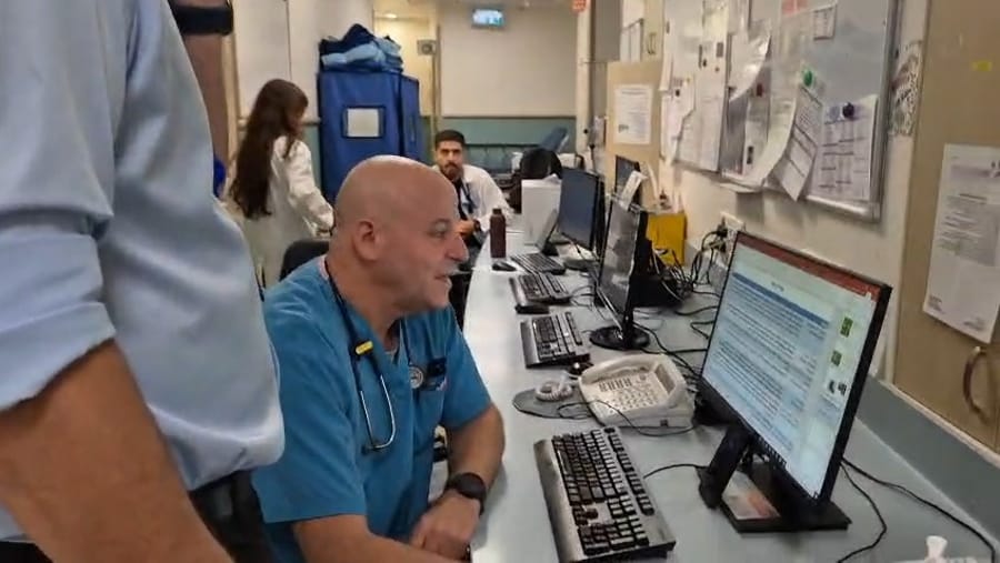 Doctors report bizarre inident