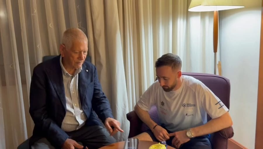 Artem Dolgopyat talks to israeli president