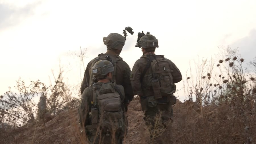 Paratroopers in Gaza