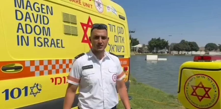MDA paramedic Simcha Simanduyev,