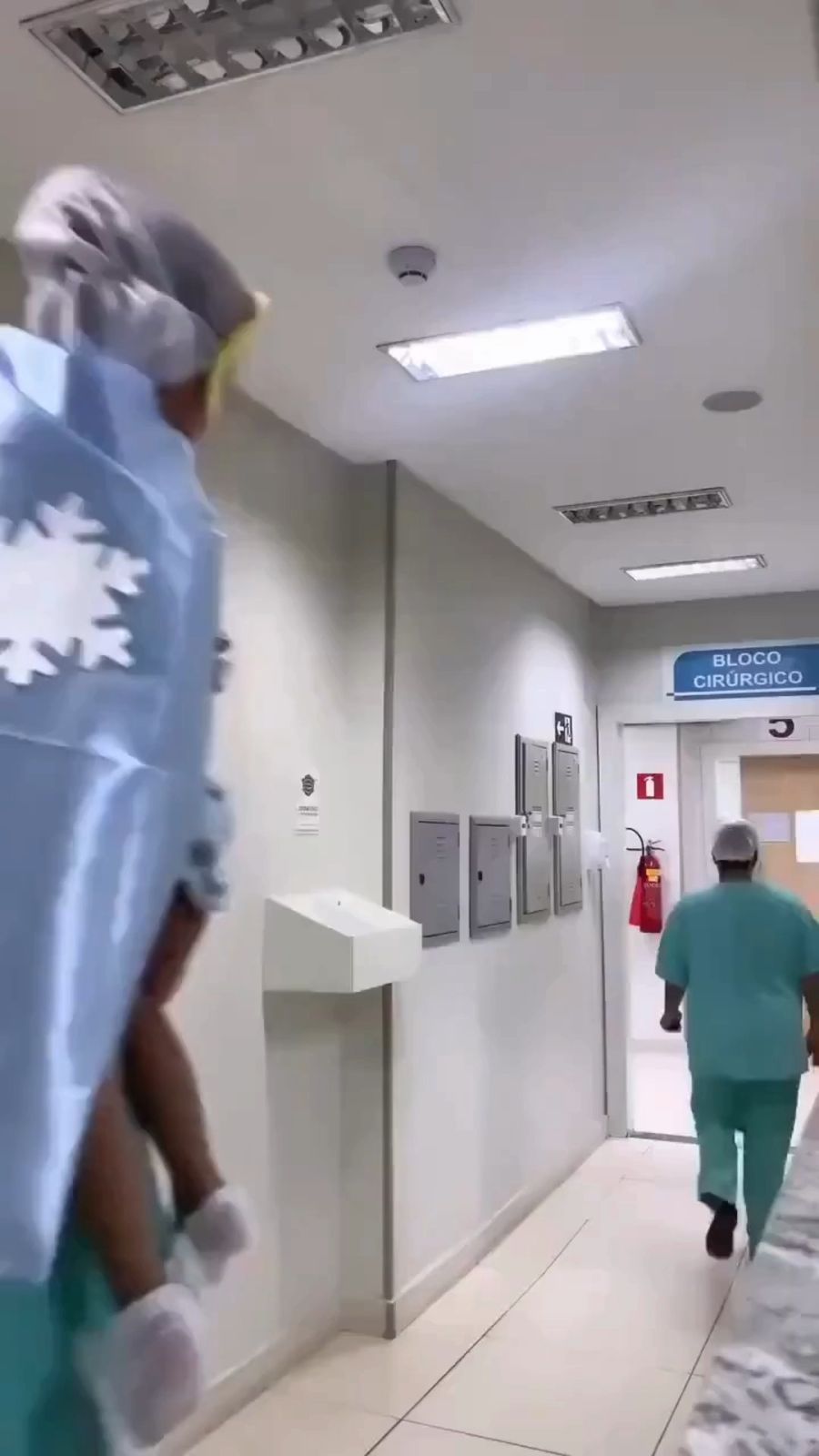 Brazilian Doctor Transforms Pre-Surgery Fear Into Superhero Adventure