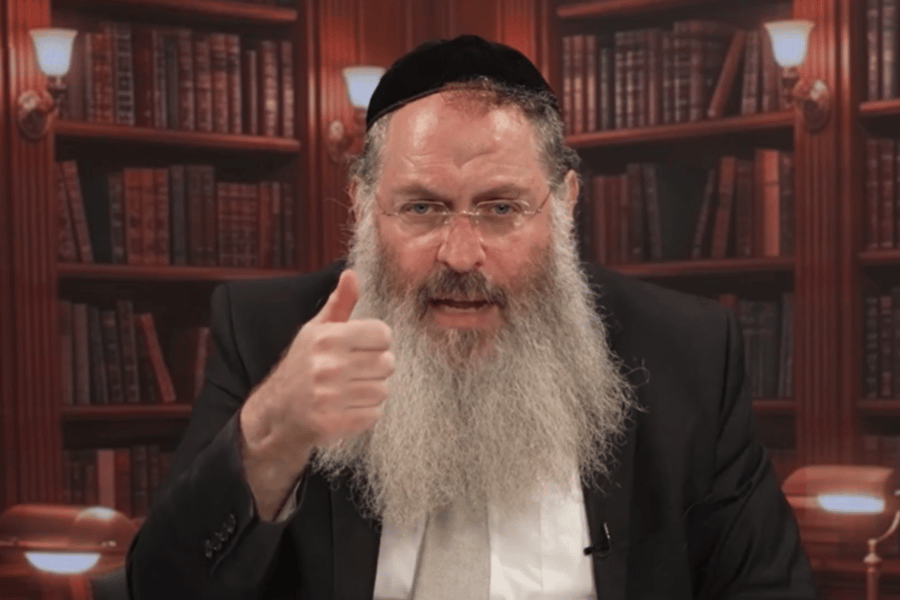 What should you buy your wife for Yom Tov? And the din of drinking wine on Sukkos