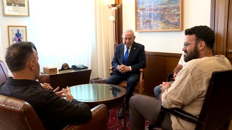 The Prime Minister and the rescuers