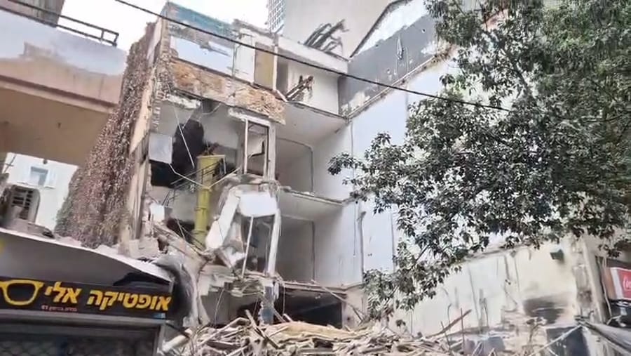 Collapse site in Tel Aviv