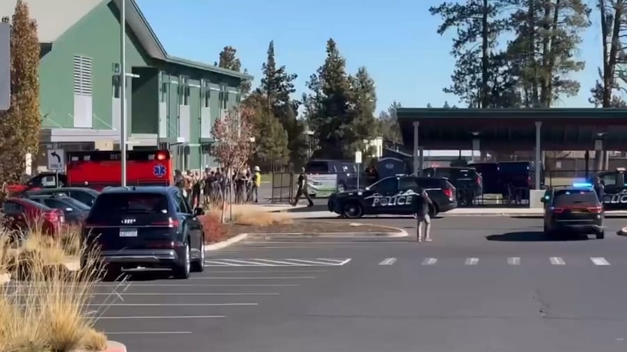 Four killed in Oregon school shooting