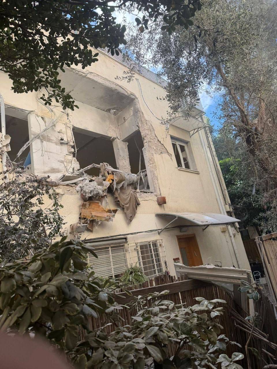 Missile impact, central israel