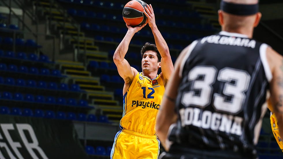 John DiBartolomeo (16 points), "Playing a crucial role"