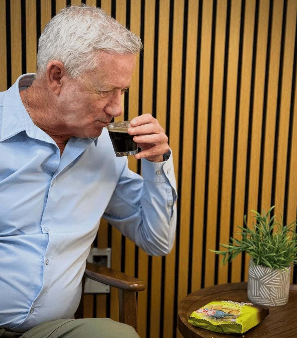 Benny Gantz goes viral