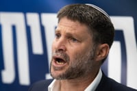 Smotrich: Either Hezbollah stops firing and retreats to the Litani - or the IDF should create a security buffer for the north