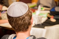 Community tensions at  Jewish school with Muslim majority