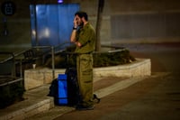 sraeli reserve soldiers at the bus that will take them to their deputy service in the north, in Jerusalem, September 25, 2024.