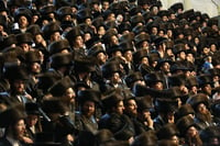 Thousands of ultra orthodox hasidic Jews