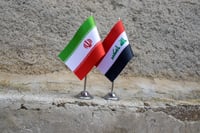 Iran and Iraq, neighbors in the sand.