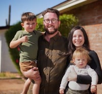 Joshua and Shira Offenhartz and family