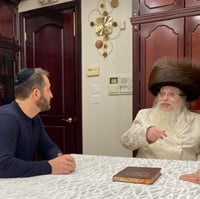 Modi Rosenfeld and the Admor from Tosh